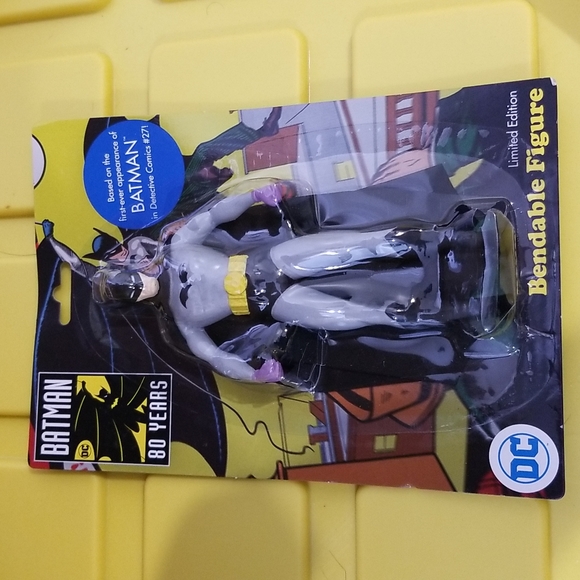 Bendable Batman - Picture 1 of 2
